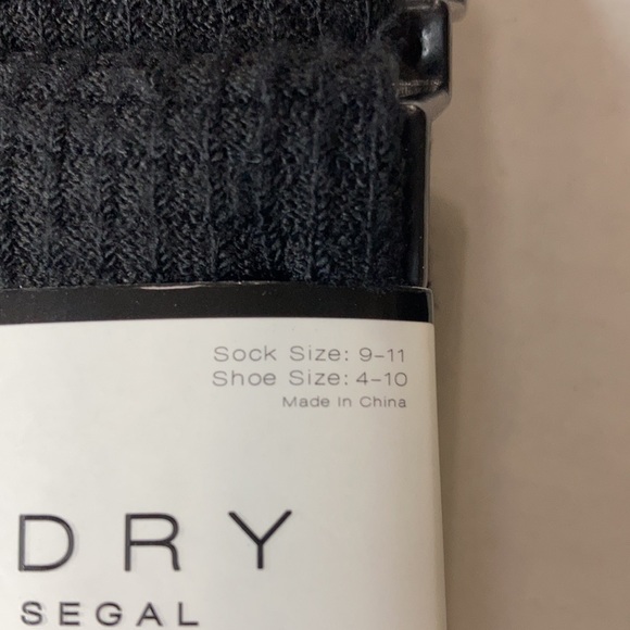 NWT Laundry by Shelli Segal Women’s Crew Socks - Picture 7 of 8